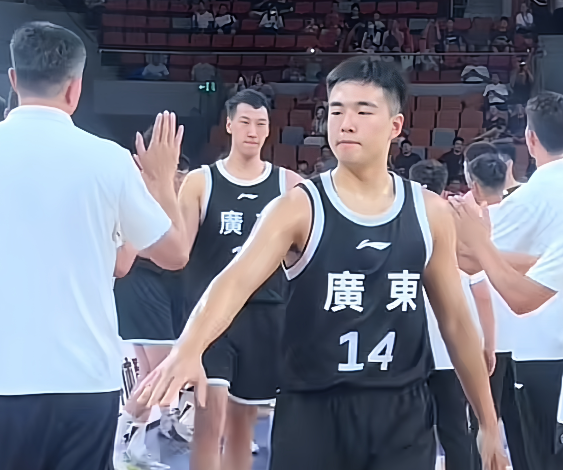 进攻端