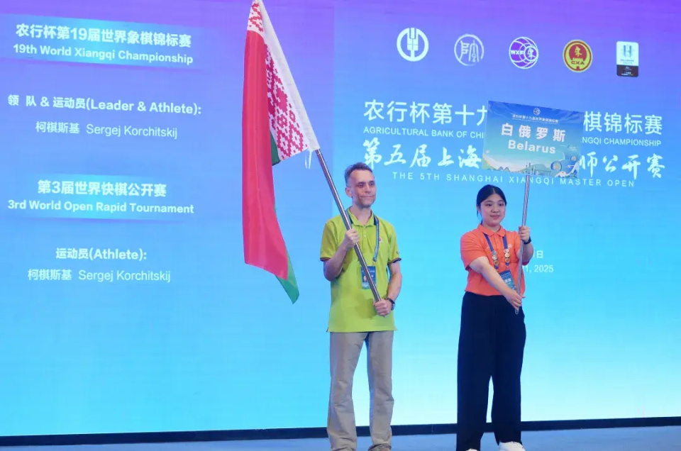 滑动查看更, 管理中心, inews