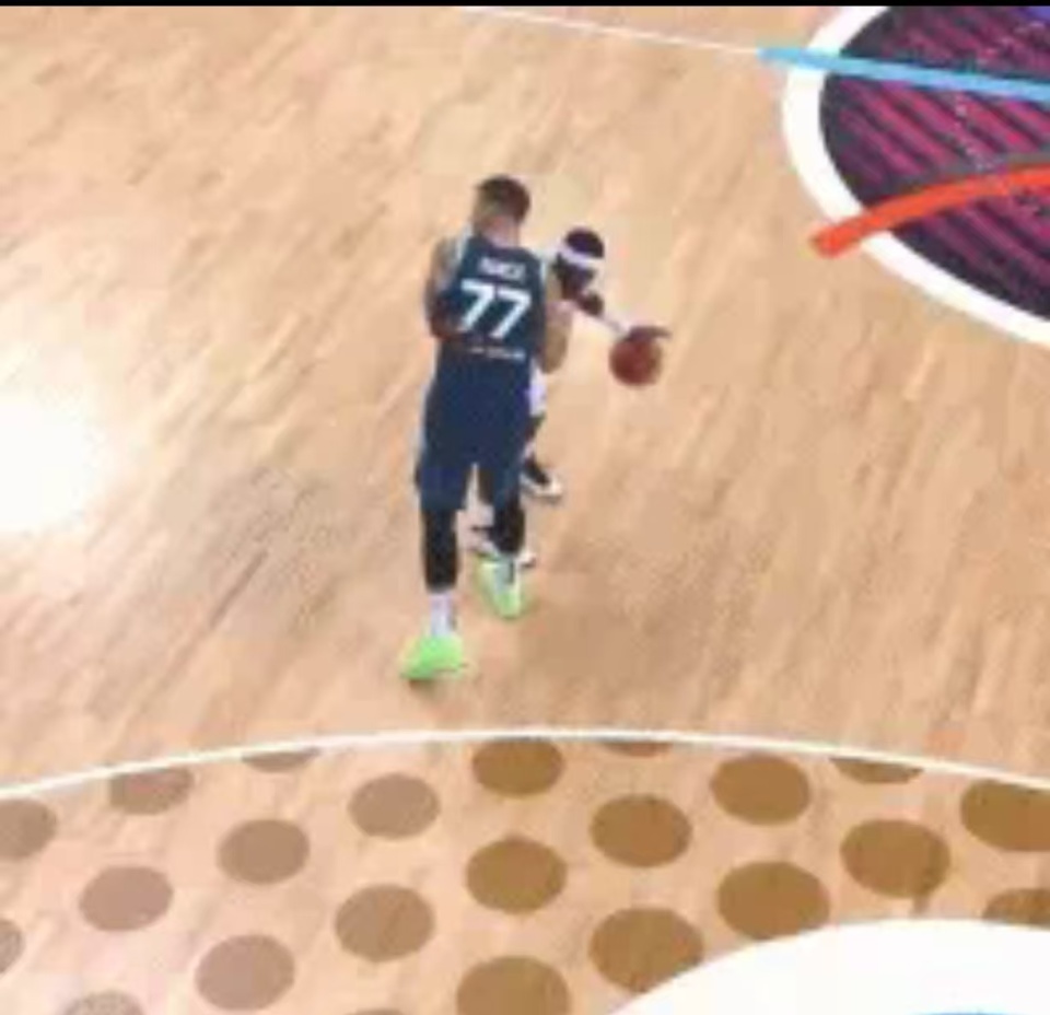 个措手不及, 些发生冲突 个措手不及, 些发生冲突