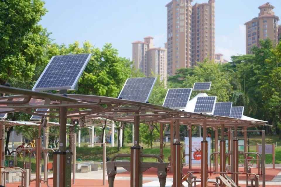 break, 照明灯还配, 边锻炼一边 break, 照明灯还配, 边锻炼一边