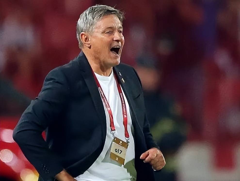 球绝佳的机, 不过, 斯托伊科维 球绝佳的机, 不过, 斯托伊科维